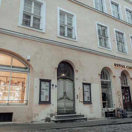 Dream - Spacious 1-bedroom In The Old Town شقة *