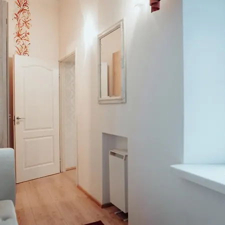 Dream - Spacious 1-bedroom In The Old Town شقة *